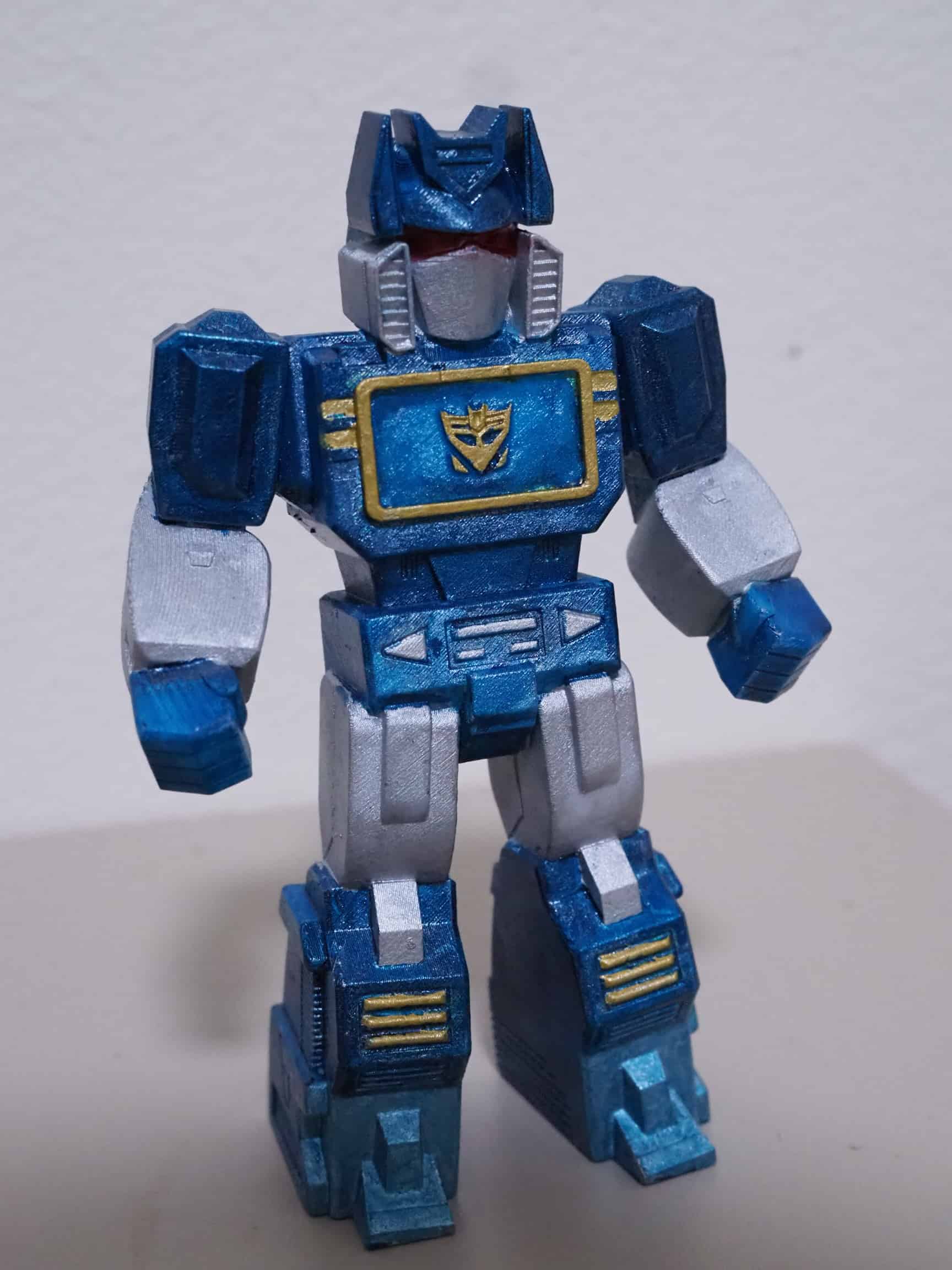 3D-printed Soundwave - view 1